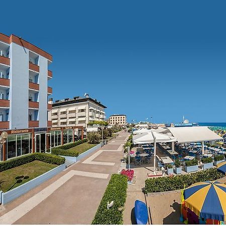 Hotel Marina Fano Exteriör bild