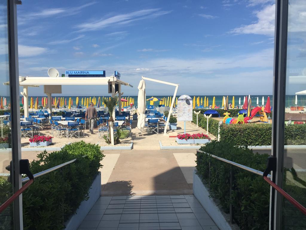 Hotel Marina Fano Exteriör bild