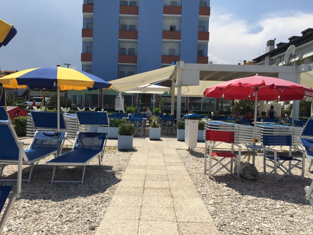 Hotel Marina Fano Exteriör bild